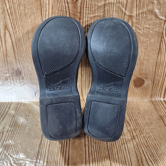 Dansko Women's Black Leather Professional Clog Size 39 / 8.5 - Picture 10 of 11